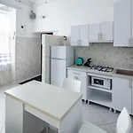 тиха в центрі * إلفيف