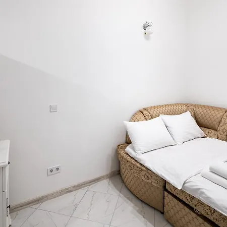 тиха в центрі Leópolis