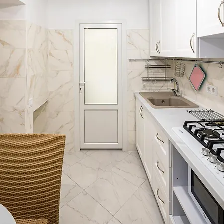 тиха в центрі зі світлом Apartment
