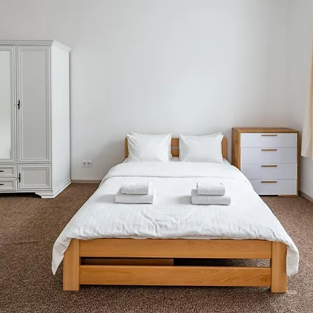 тиха в центрі *