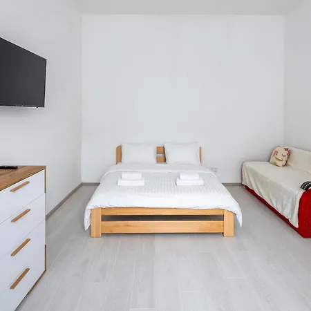 Apartment тиха в центрі зі світлом *