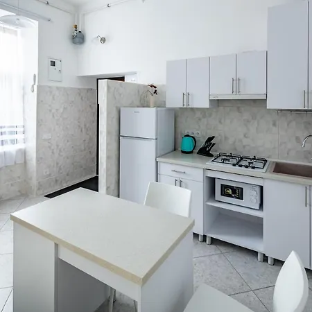 тиха в центрі * 利沃夫