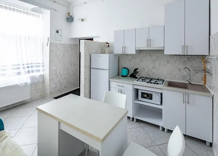 тиха в центрі * Lvov