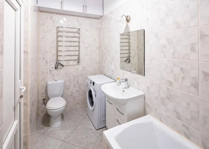 тиха в центрі * Lvov