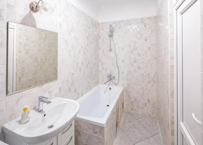 тиха в центрі